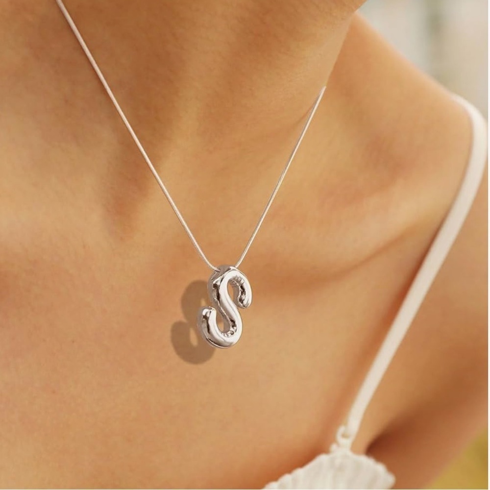 BRAND NEW, STILL IN THE PACKAGE Trendy Bubble Initial Charm and Necklace, “S” - Picture 4 of 4